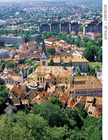 リュブリャーナ城より町並み 1969039