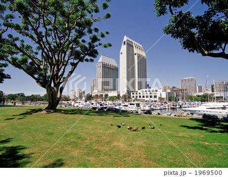サンディエゴのシーポートヴィレッジ 1969500