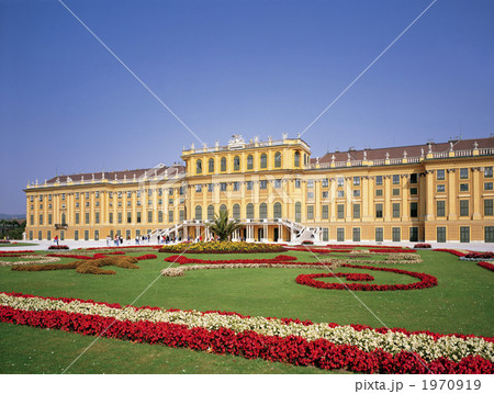 ウイーンのシェーンブルン宮殿 1970919