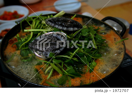 チェジュ島で食べた新鮮あわびの海鮮鍋（ヘムルタン） 1972707
