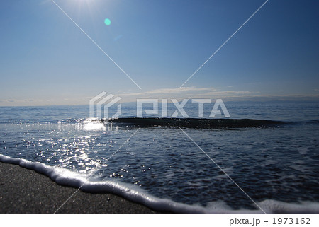波打ち際から見える北海道駒ケ岳 波打ち際から見える北海道駒ケ岳 1973162