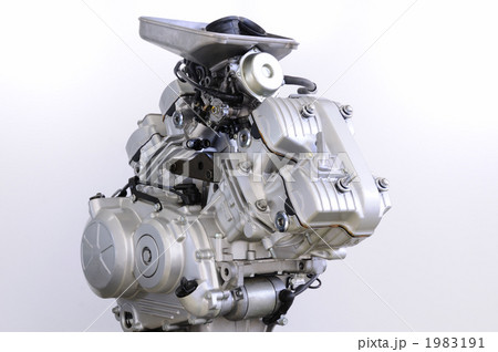 バイクのエンジン 1983191