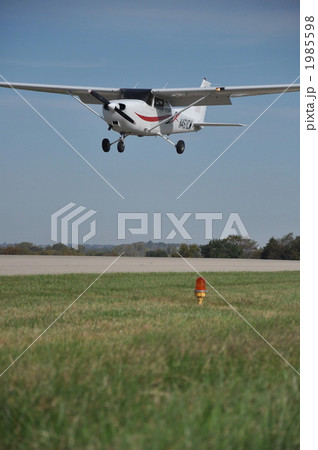 航空機着陸 1985598