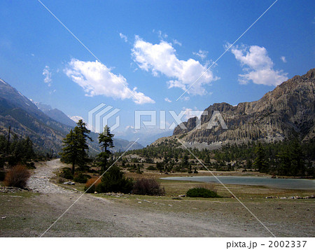マナンからピサンへ行く途中 2002337