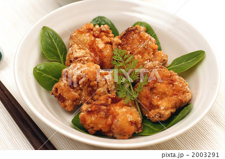 鶏の唐揚げ 2003291