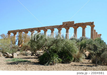 シチリア、青空の神殿の谷 2004981