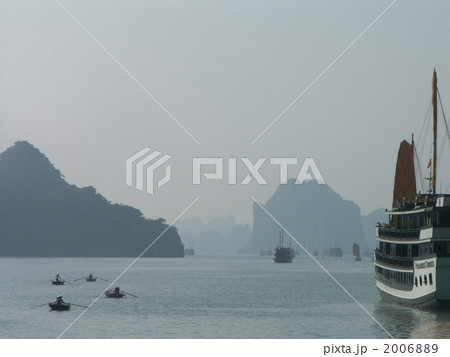 ベトナムのハロン湾 2006889