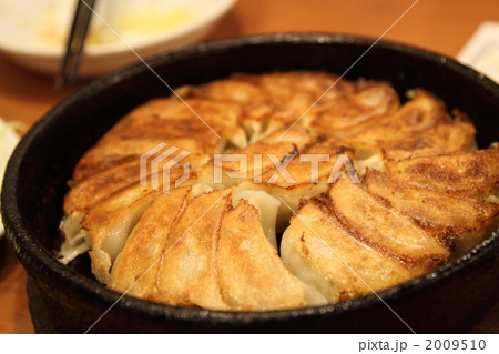 鉄鍋餃子 博多 中洲 天神 ① 鉄鍋餃子 博多 中洲 天神 ① 2009510