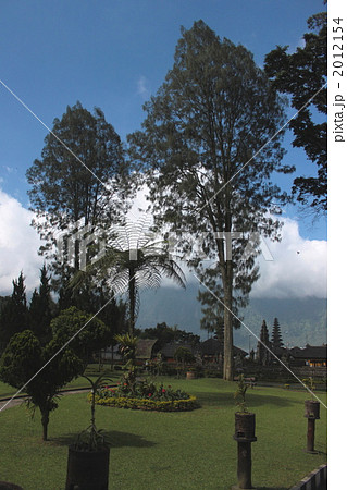 ウルン　ダヌ　ブラタン寺院 2012154