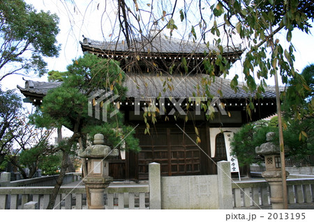 日蓮宗の寺院本覚寺を訪れて 2013195