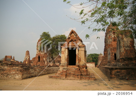 タイ　アユタヤ遺跡 2036954