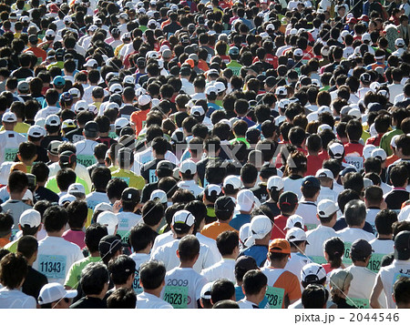 市民マラソンのスタート 2044546