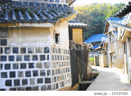 レトロの家街角 2050590