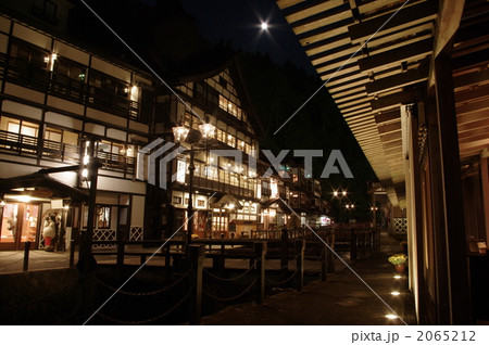 銀山温泉の夜景 2065212