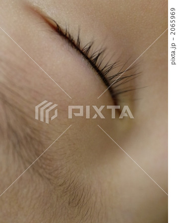 寝顔アップ 2065969