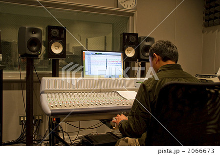 レコーディングスタジオ 2066673