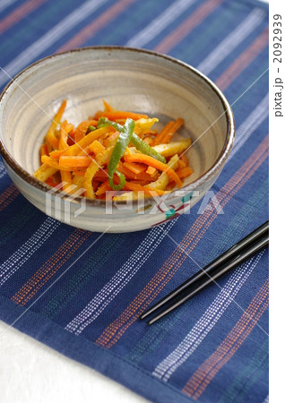 ニンジンのキンピラ 2092939