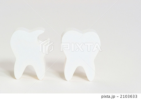 歯科イメージ　ムシ歯 2103633