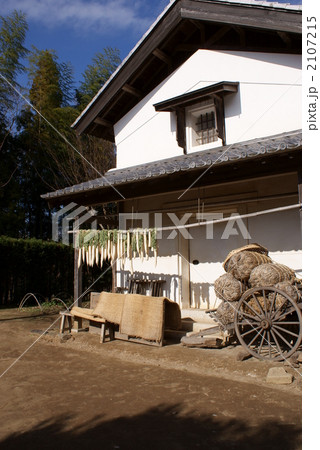 たくあん作り（民家） 2107215