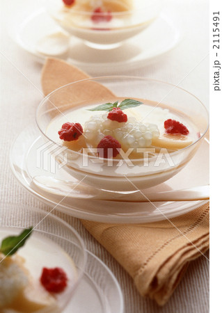 杏仁豆腐 apricot kernel 杏仁豆腐 apricot kernel 2115491