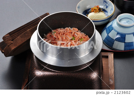 桜海老の釜飯 2123602