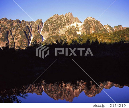 朝焼けの裏剣 2124219