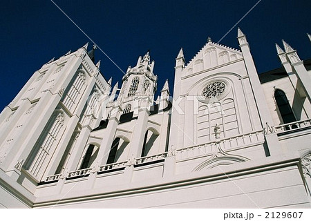 ノートルダムマリノア大聖堂外観の写真素材