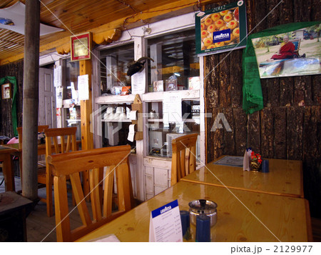 マナンのカフェにて 2129977