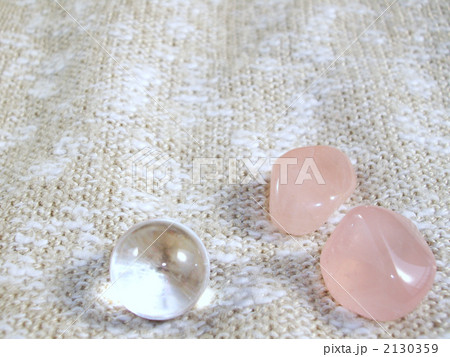 ローズクオーツと水晶 2130359