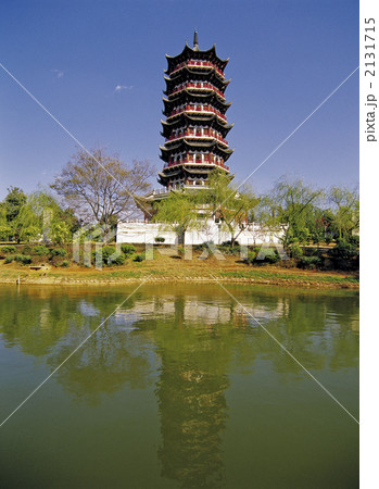 昆明の雲華寺端応塔 2131715
