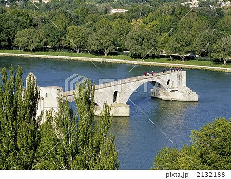 アヴィニョンのサン・ベネゼ橋 2132188