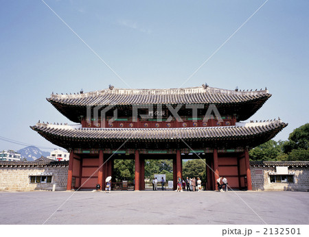 昌徳宮敦化門 2132501