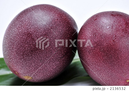 2136532