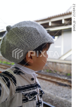 電車待ち 2138412