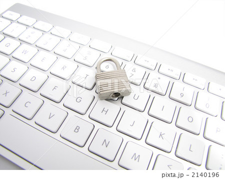 キーボードと南京錠 2140196