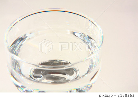 ガラスのぐい呑み 2158363