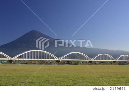 水道橋と富士山 2159641