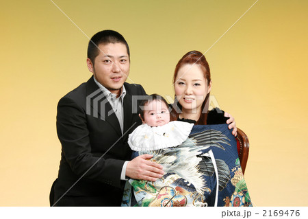 親子3人で家族写真・お宮参り 2169476