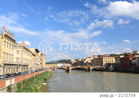 ベッキオ橋と青空 2172759