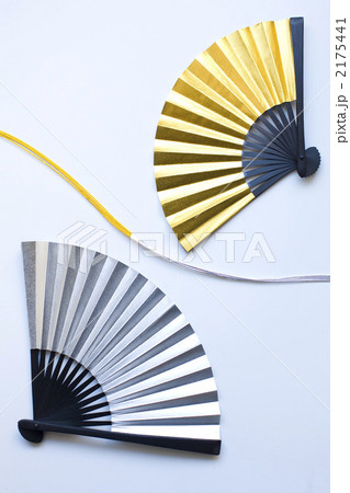 金と銀の扇子 金と銀の扇子 2175441