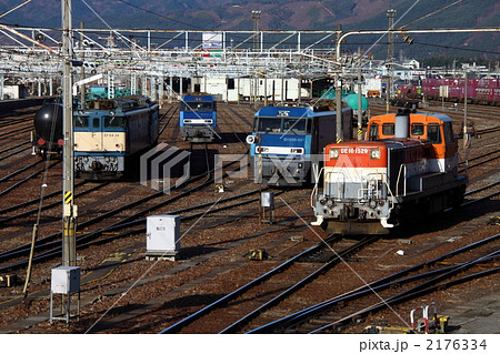 2176334