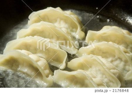 焼き餃子イメージ1 2176848