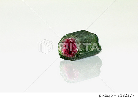 ウォーターメロントルマリン原石 2182277