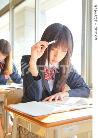 授業中 授業中 2184426