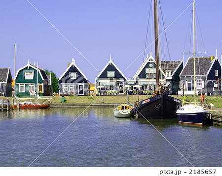 海外民家　ヨット　三角屋根　オランダ 2185657