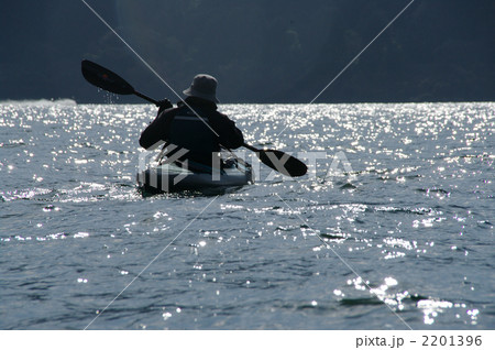 輝きの中を 2201396