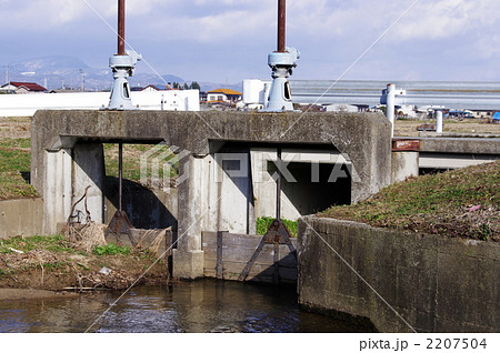 水門　用水路の水門 2207504