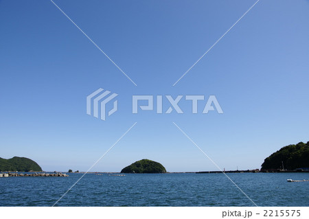 島と青空 島と青空 2215575