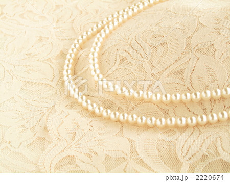 真珠ネックレス【アクセサリー・フォーマルイメージ】 (横) 真珠ネックレス【アクセサリー・フォーマルイメージ】 (横) 2220674