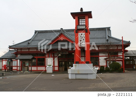 神社風駅舎・弥彦駅　弥彦線 新潟県 2221111
